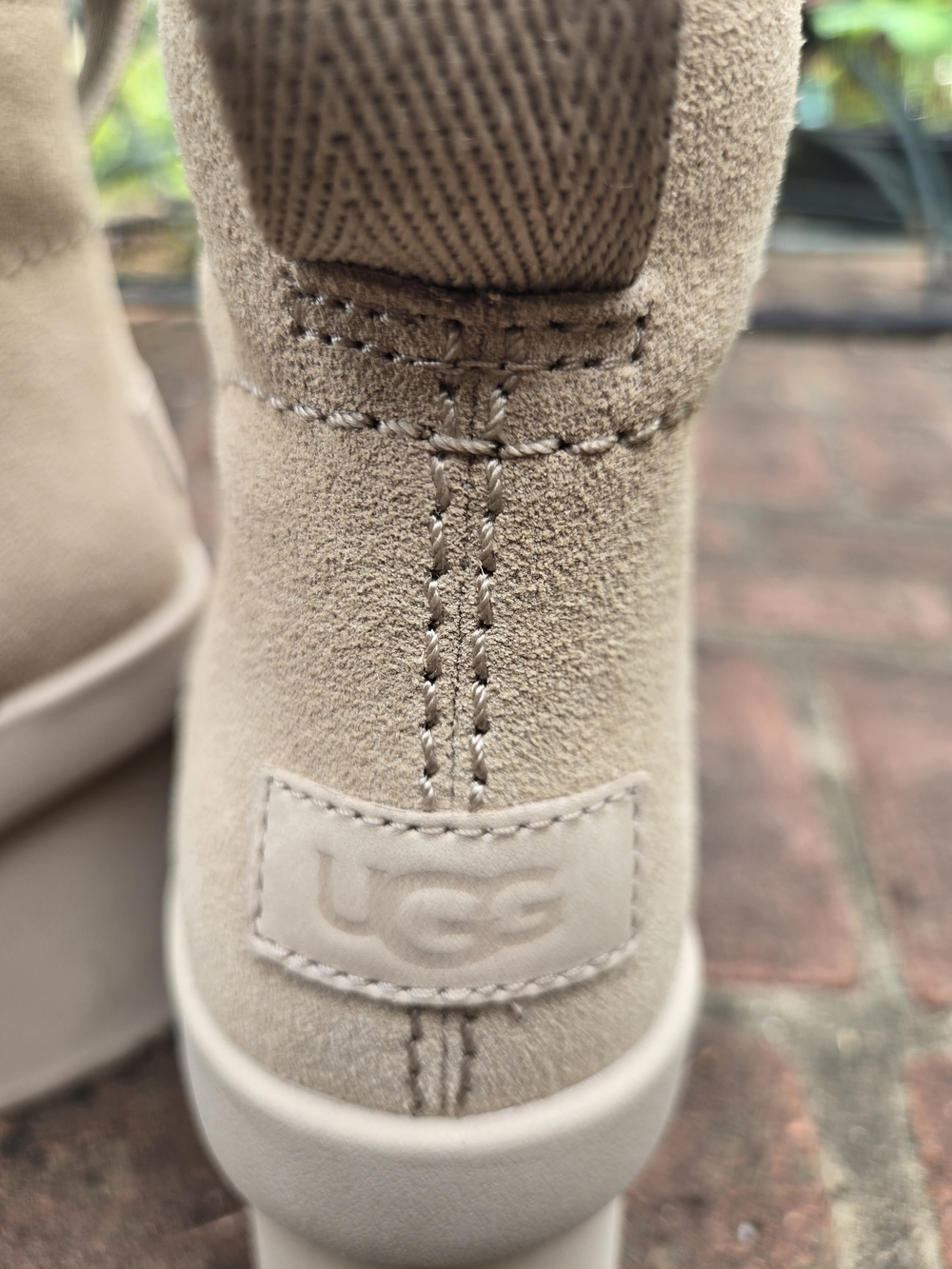 UGG New Heights Wi Ter White Suede Platform Ankle Boots with Fleece Lining - Picture 4 of 6